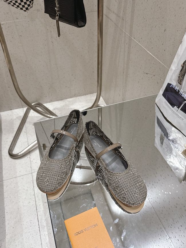 Louis Vuitton Romy Flat Ballerina 1AK24A-3
