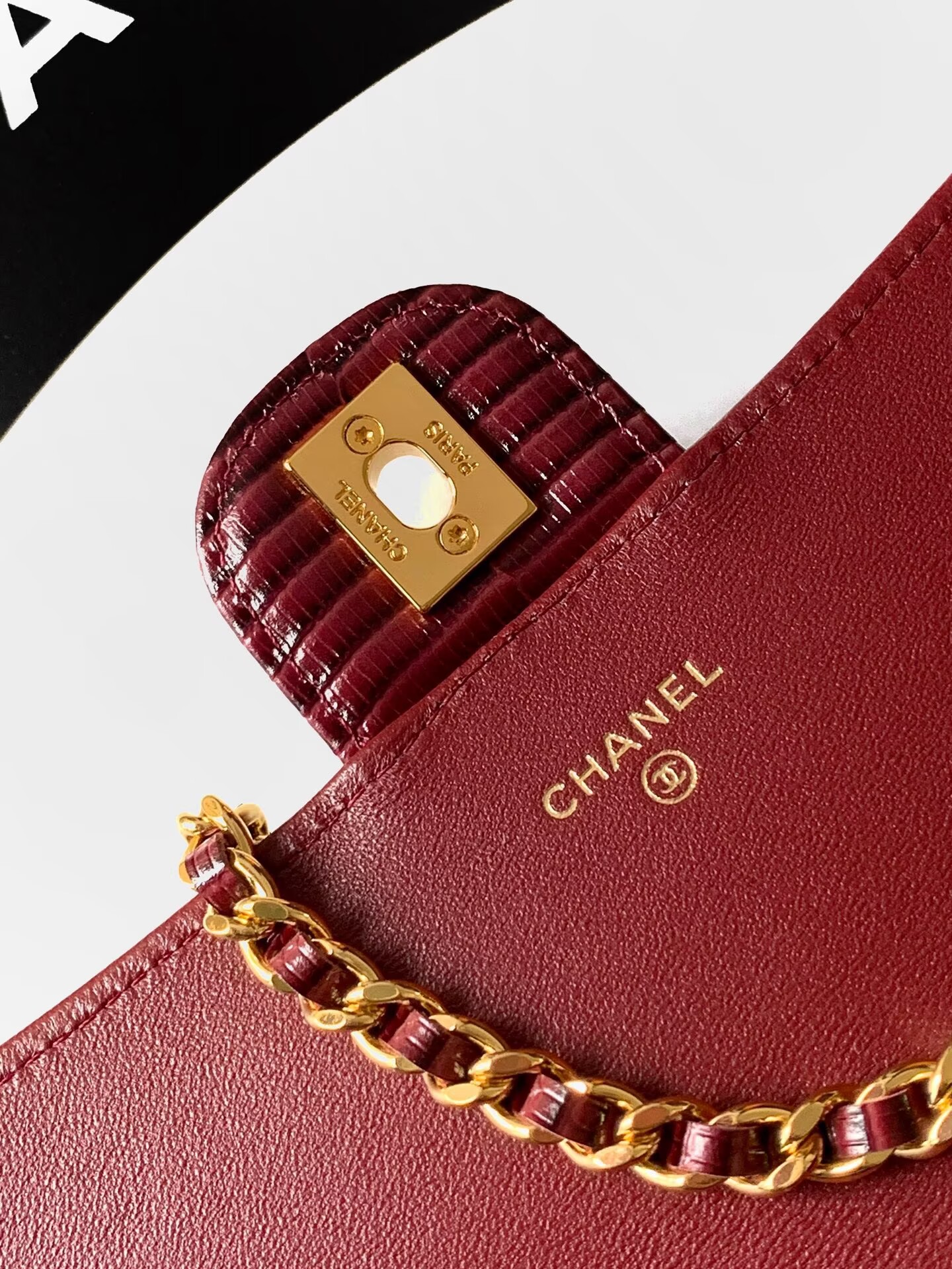 Chanel 26A Original Leather CC Handbag A6430 Burgundy Chanel 26A Original Leather CC Handbag A6430 Burgundy