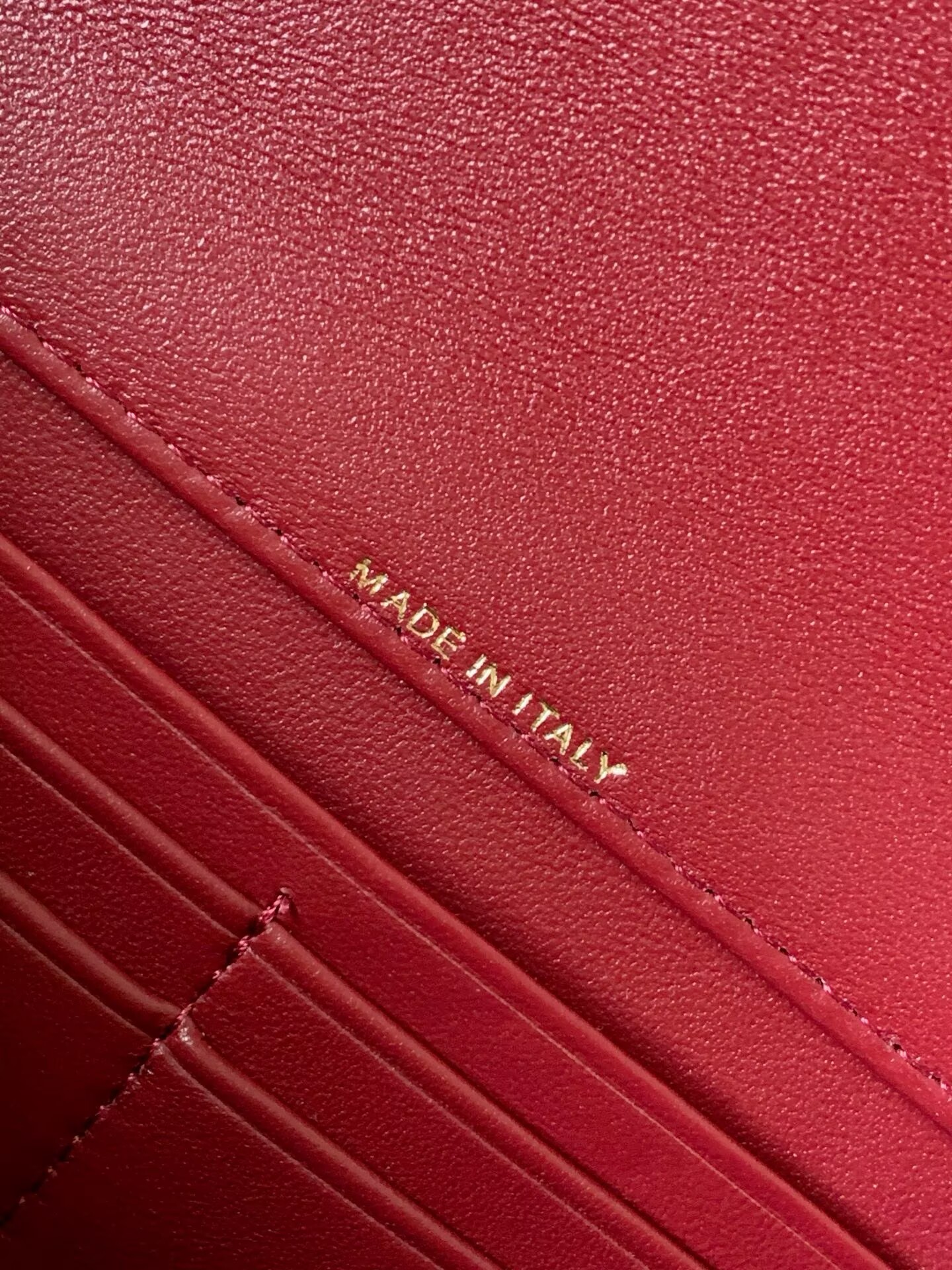 Chanel 26A Original Leather CC Handbag A6430 Burgundy Chanel 26A Original Leather CC Handbag A6430 Burgundy