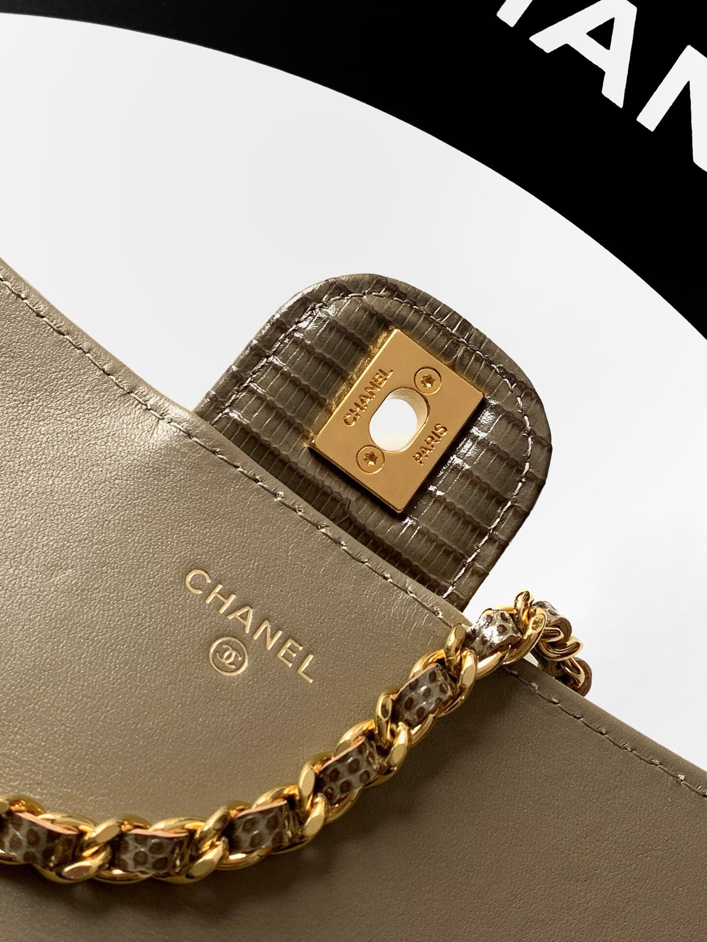 Chanel 26A Original Leather CC Handbag A6430 Khaki Chanel 26A Original Leather CC Handbag A6430 Khaki