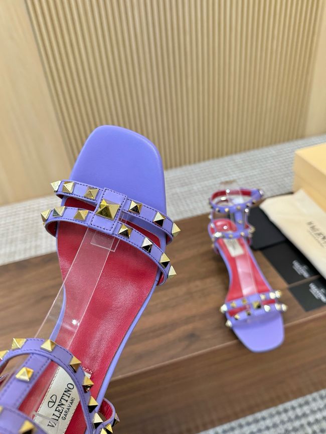 Valentino ROCKSTUD lambskin 65075-1
