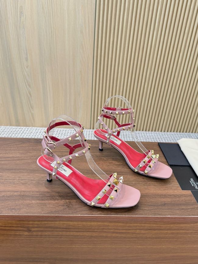 Valentino ROCKSTUD lambskin 65075-3