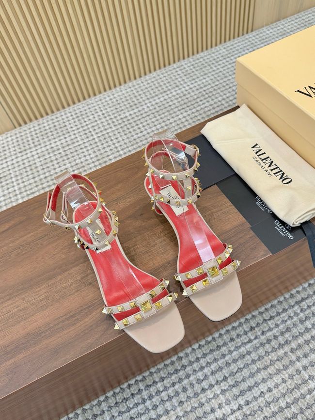 Valentino ROCKSTUD lambskin 65075-5