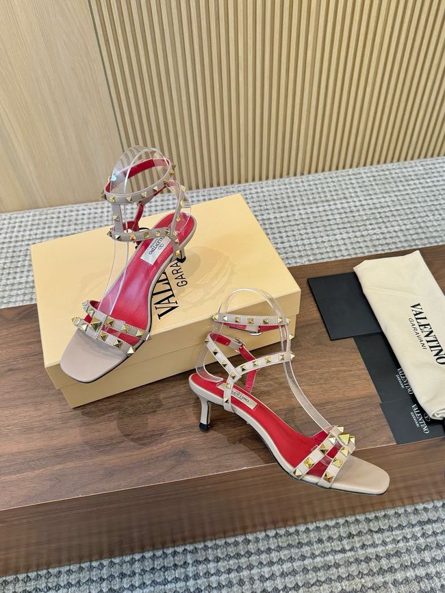 Valentino ROCKSTUD lambskin 65075-5