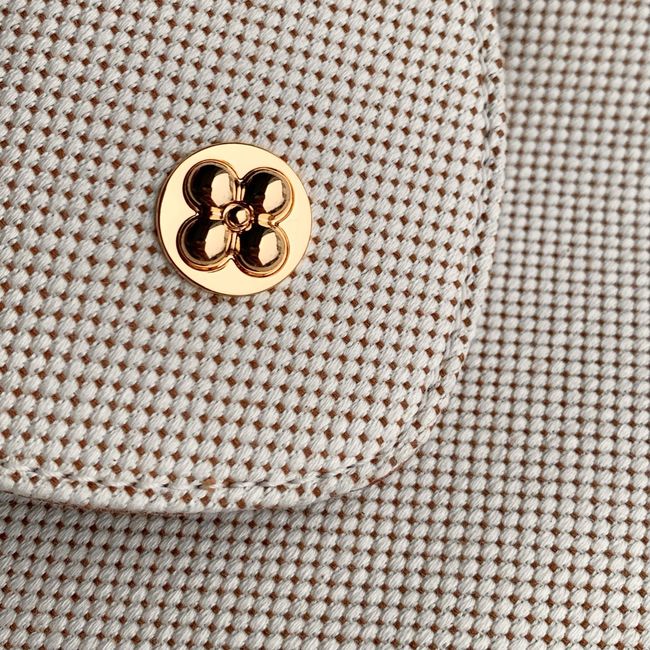 Louis Vuitton Capucines GM M28439 camel Louis Vuitton Capucines GM M28439 camel