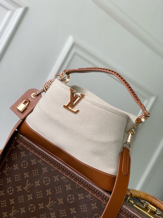 Louis Vuitton Capucines MM M28438 camel
