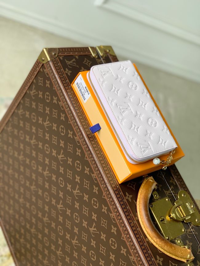 Louis Vuitton Zippy Wallet M28969 Light purple