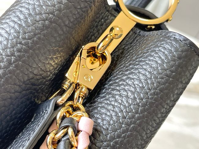 Louis Vuitton Capucines BB M48899 black
