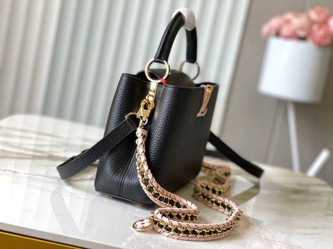 Louis Vuitton Capucines BB M48899 black