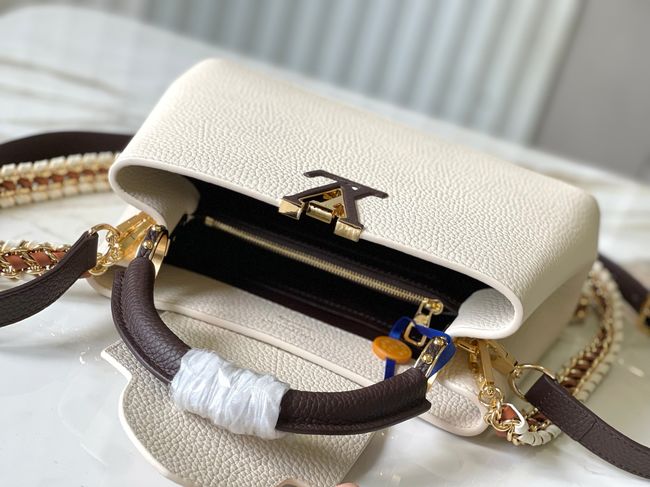 Louis Vuitton Capucines BB M48899 Ivory Louis Vuitton Capucines BB M48899 Ivory