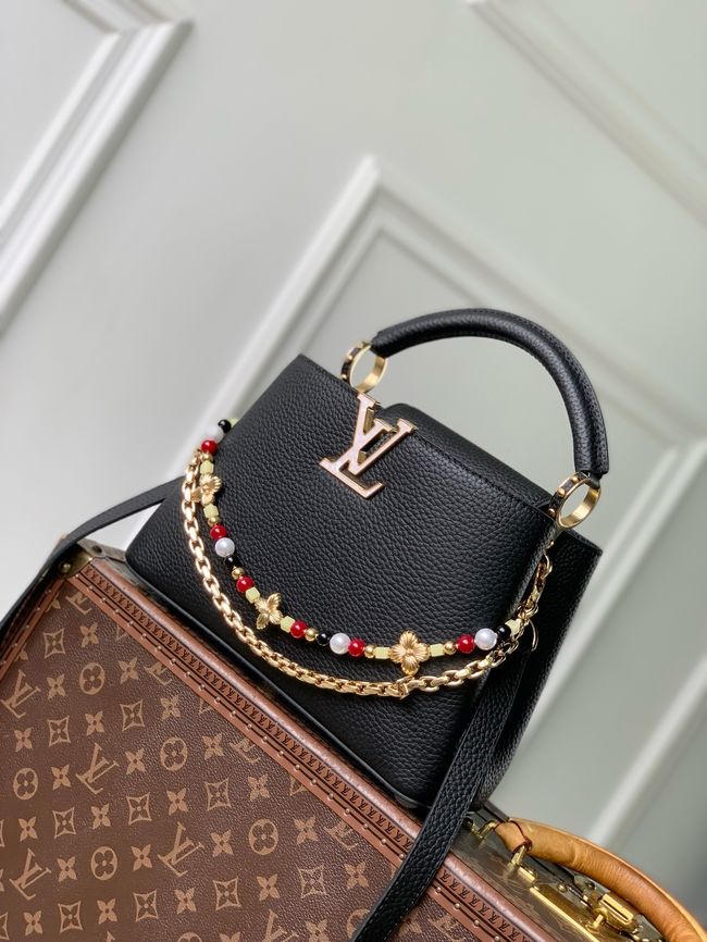 Louis Vuitton Capucines MM M29442 black