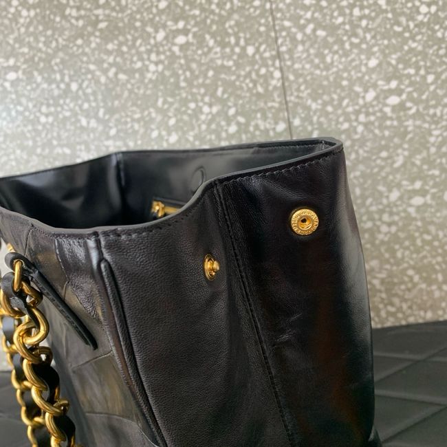 VALENTINO LASEINE Handbag WB0T14 black