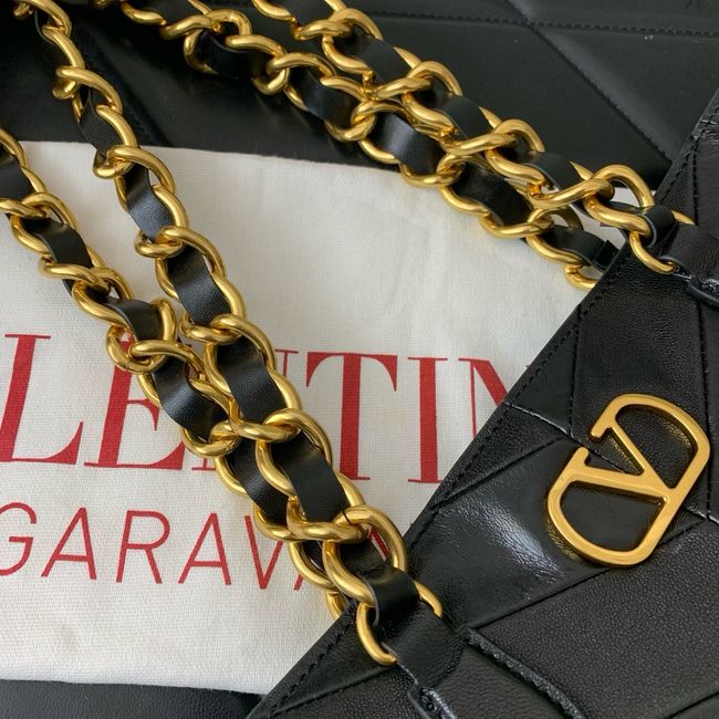 VALENTINO LASEINE Small Handbag WB0T13 black