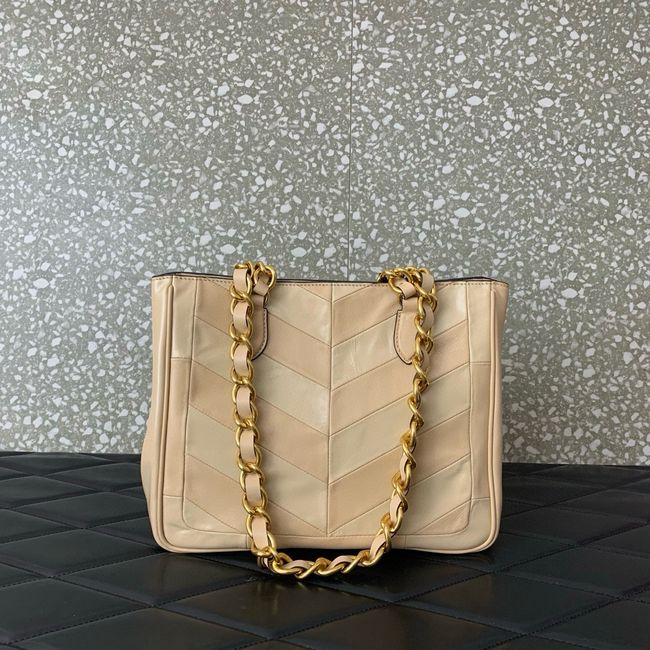 VALENTINO LASEINE Small Handbag WB0T13 golden beige VALENTINO LASEINE Small Handbag WB0T13 golden beige
