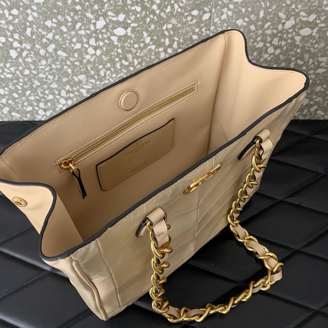 VALENTINO LASEINE Small Handbag WB0T13 golden beige VALENTINO LASEINE Small Handbag WB0T13 golden beige