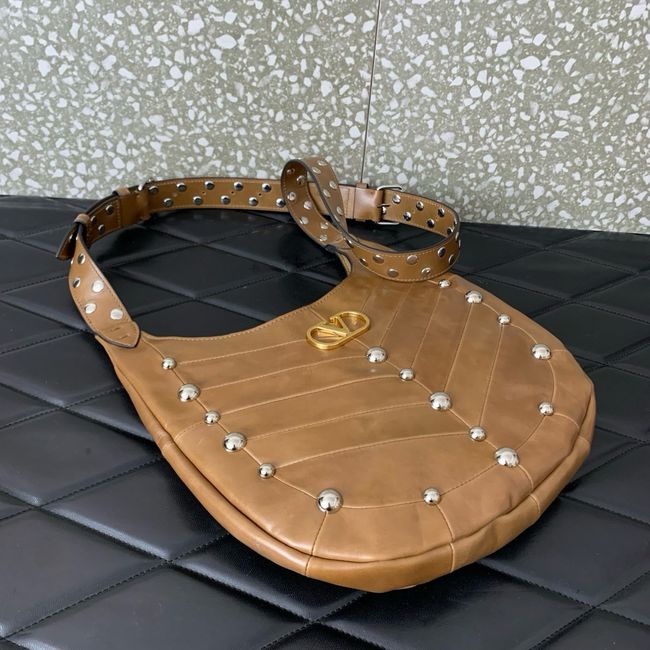 VALENTINO VLOGO calfskin Shoulder Bag 0073 brown