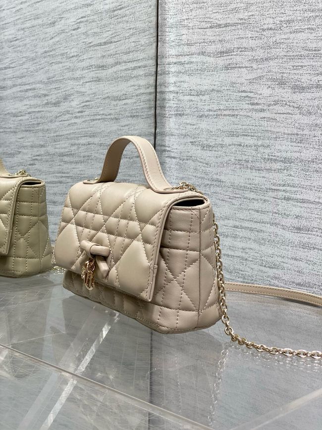 My Dior Mini Bag Cannage patent leather S0985PU Apricot&Golden chain My Dior Mini Bag Cannage patent leather S0985PU Apricot&Golden chain