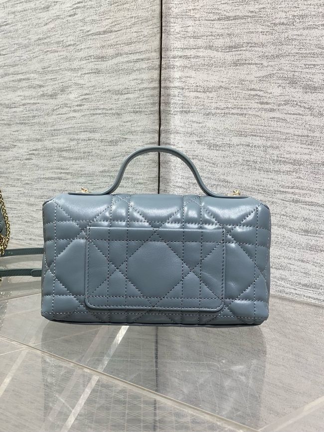 My Dior Mini Bag Cannage patent leather S0985PU blue&Golden chain My Dior Mini Bag Cannage patent leather S0985PU blue&Golden chain