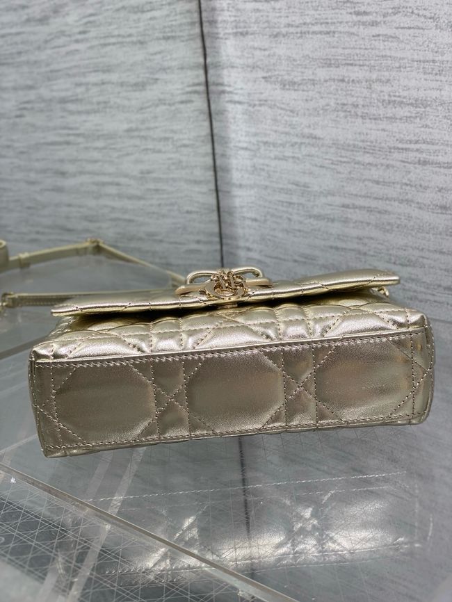 My Dior Mini Bag Cannage patent leather S0985PU gold&Golden chain My Dior Mini Bag Cannage patent leather S0985PU gold&Golden chain