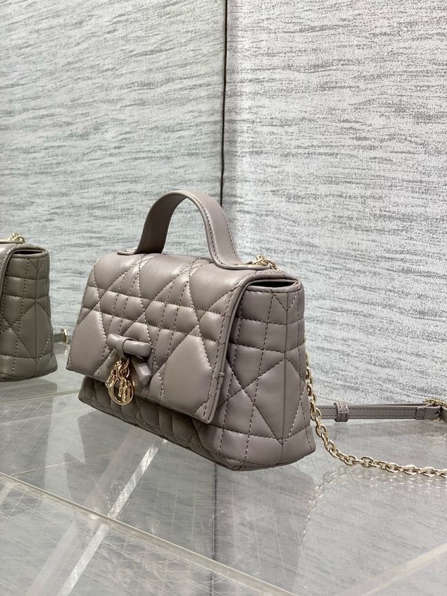 My Dior Mini Bag Cannage patent leather S0985PU gray&Golden chain My Dior Mini Bag Cannage patent leather S0985PU gray&Golden chain