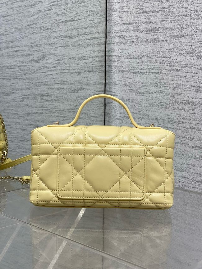 My Dior Mini Bag Cannage patent leather S0985PU yellow&Golden chain My Dior Mini Bag Cannage patent leather S0985PU yellow&Golden chain