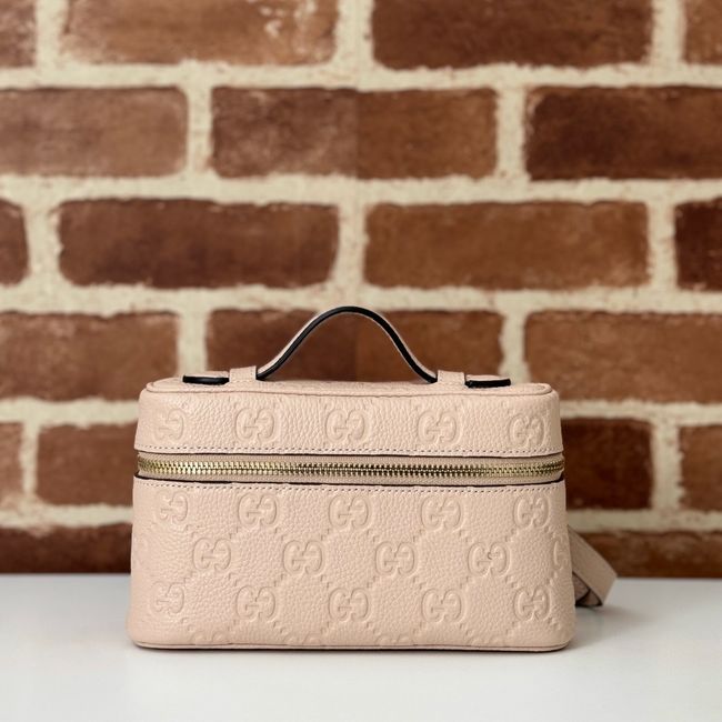 GUCCI GG EMBLEM SUPER MINI BAG 815949 pink