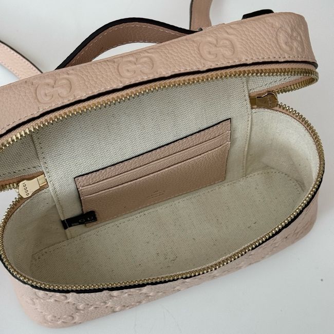 GUCCI GG EMBLEM SUPER MINI BAG 815949 pink GUCCI GG EMBLEM SUPER MINI BAG 815949 pink