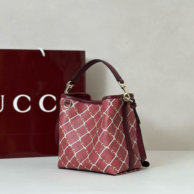 Gucci GG Emblem small bucket bag fabric 815118 red