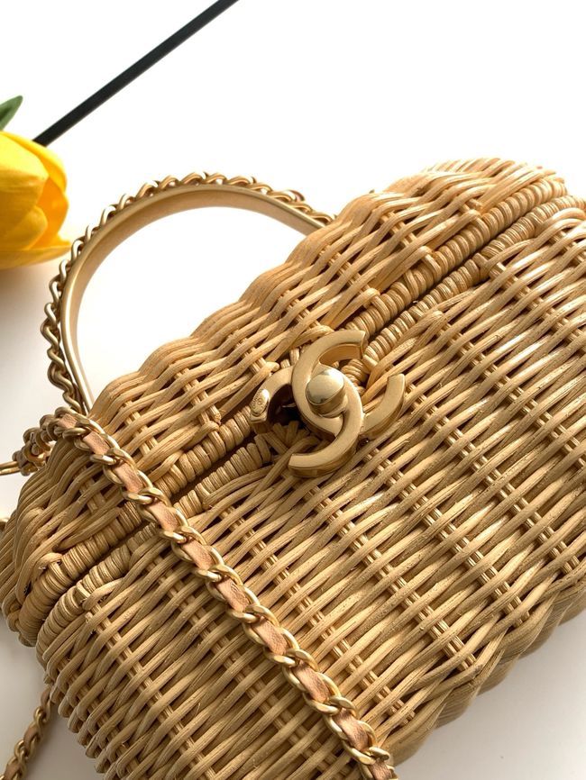CHANEL Shoulder Bag AS5993 Apricot