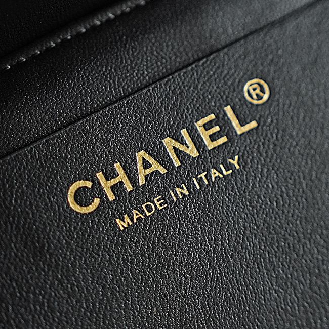 CHANEL Small Flapbag Braided Straw AS6017 black CHANEL Small Flapbag Braided Straw AS6017 black