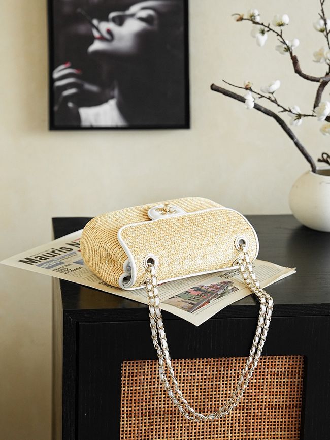 CHANEL Small Flapbag Braided Straw AS6017 white CHANEL Small Flapbag Braided Straw AS6017 white