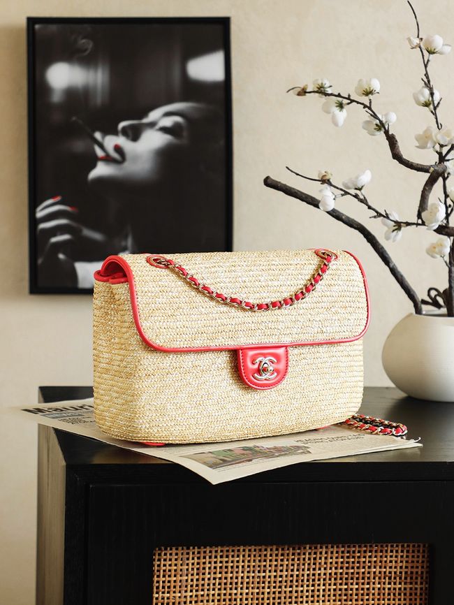 CHANEL medium Flapbag Braided Straw 66992 red CHANEL medium Flapbag Braided Straw 66992 red
