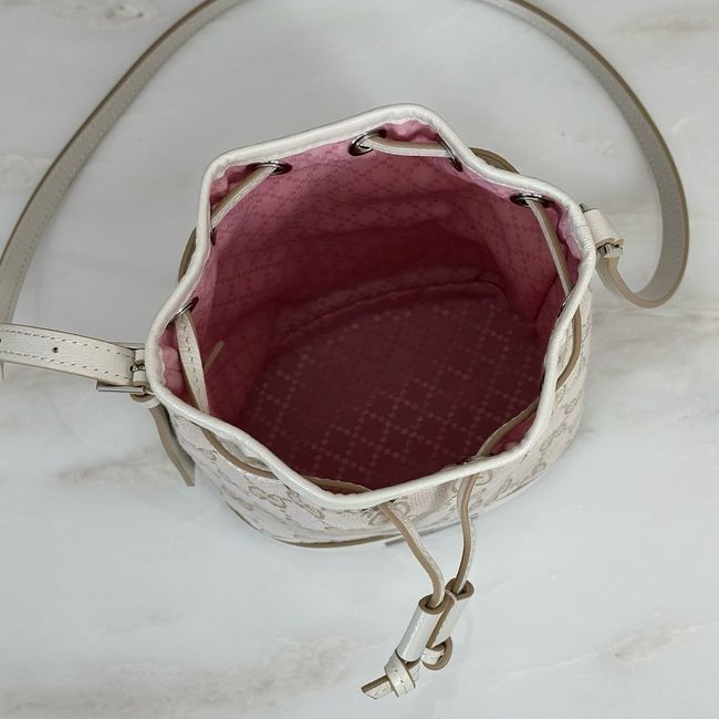 Gucci Mini bucket bag with Gucci plaque 875802 Ivory Gucci Mini bucket bag with Gucci plaque 875802 Ivory
