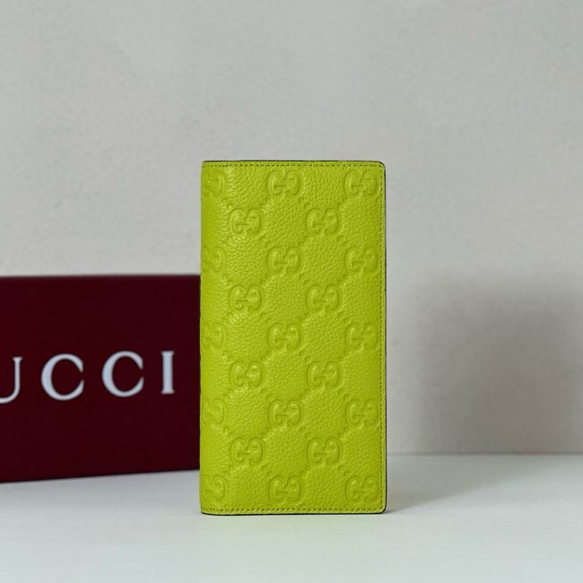 Gucci GG Emblem wallet 818955-4