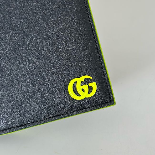 Gucci GG Emblem wallet 818955-6