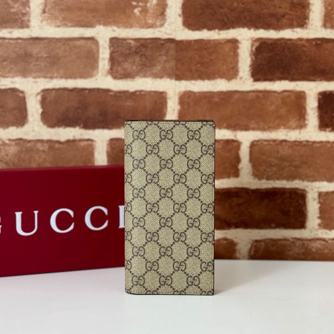 Gucci GG Emblem wallet 818955-8