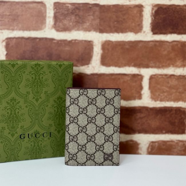 Gucci interior GG passport case 795229-1