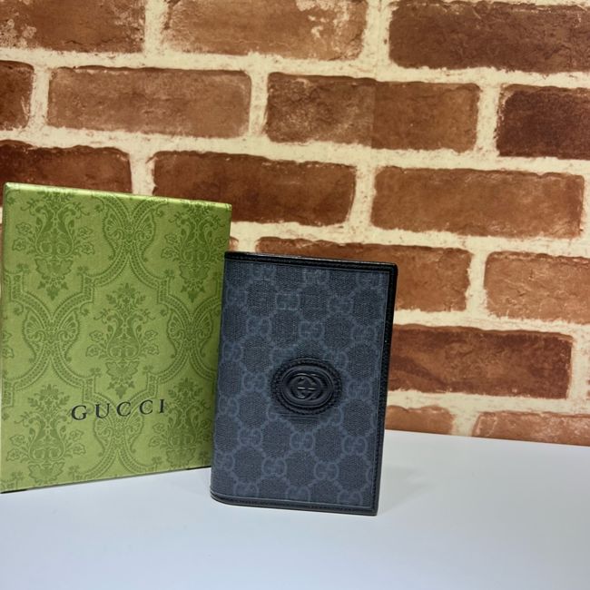 Gucci interior GG passport case 795229-3