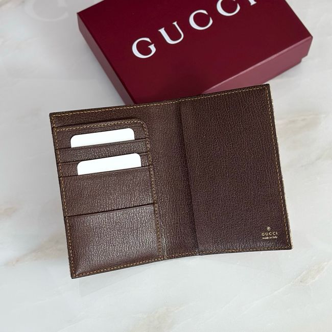 Gucci interior GG passport case 795229-5