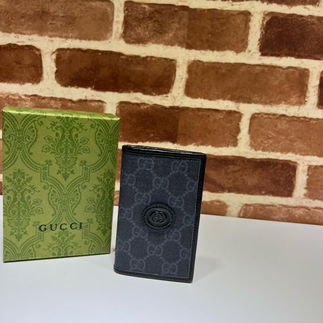 Gucci interior GG passport case 795229-7