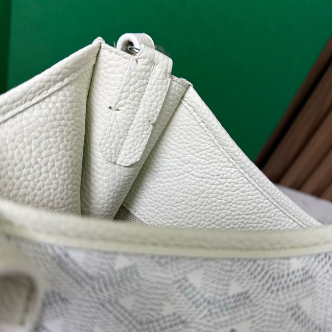 Goyard Musette crossbody bag CG08P Ivory
