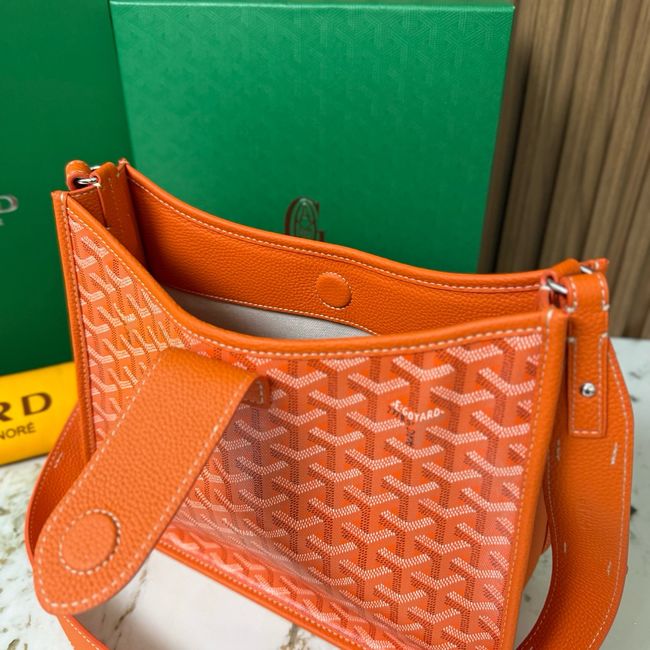Goyard Musette crossbody bag CG08P orange