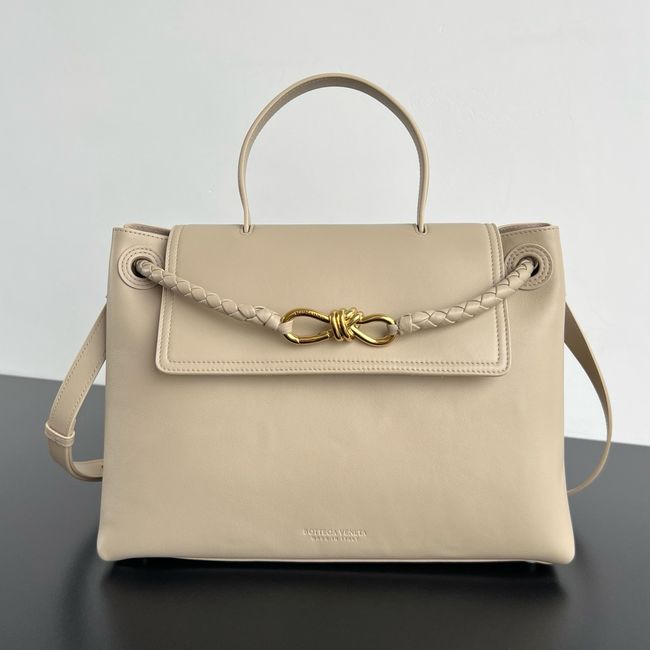 Bottega Veneta Medium Andiamo 09555 Brass finish