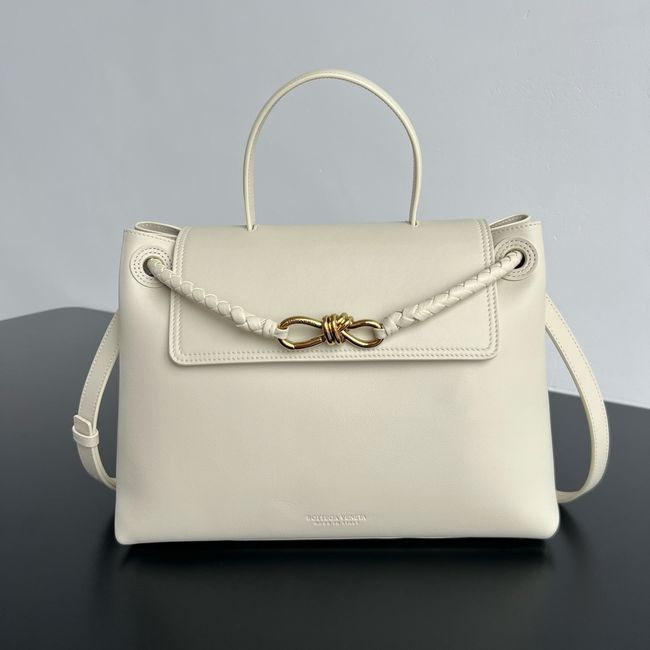 Bottega Veneta Medium Andiamo 09555 Sea salt