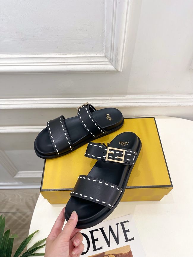 Fendi Womens slide sandal 65093-1