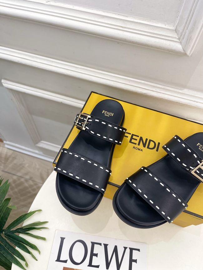 Fendi Womens slide sandal 65093-1