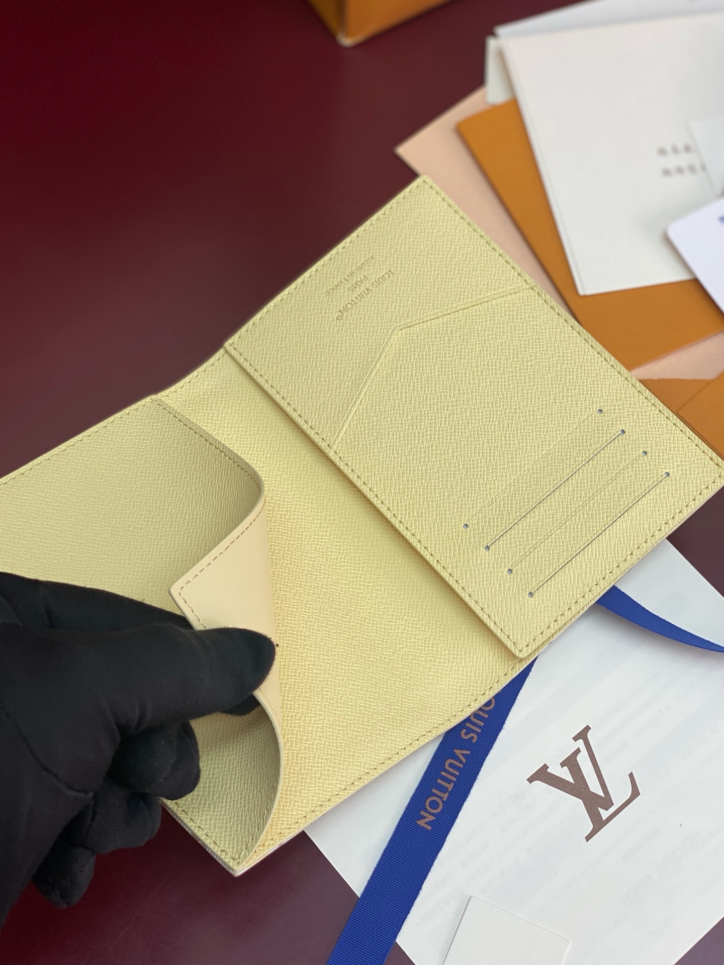 Louis Vuitton Passport Cover M29034 Banana Louis Vuitton Passport Cover M29034 Banana