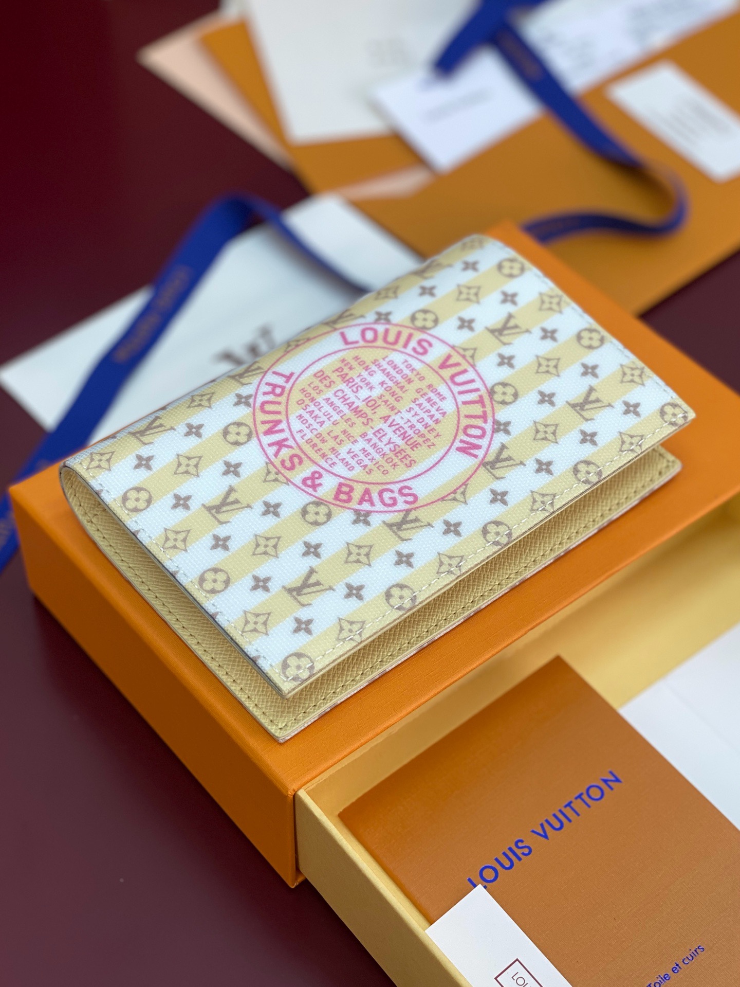 Louis Vuitton Passport Cover M29034 Banana Louis Vuitton Passport Cover M29034 Banana