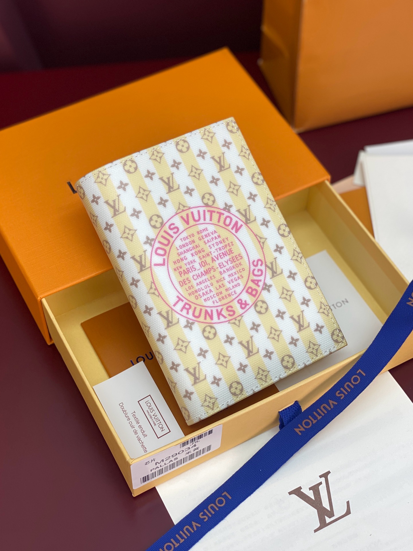 Louis Vuitton Passport Cover M29034 Banana Louis Vuitton Passport Cover M29034 Banana