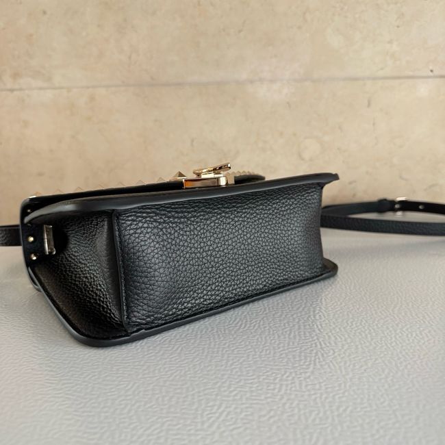 VALENTINO ROCKSTUD Small grained calfskin Shoulder Bag B0T76 black